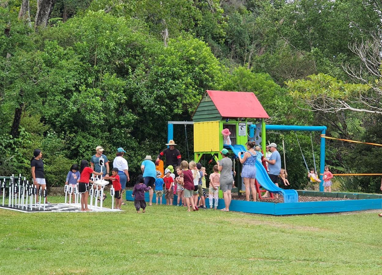 Golden Bay Holiday Park Onekaka Exterior foto